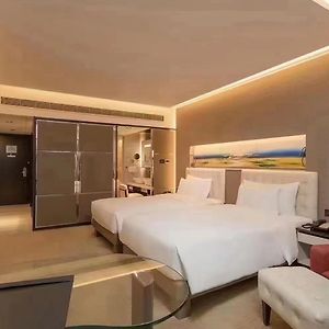 Premier Wing Twin Room